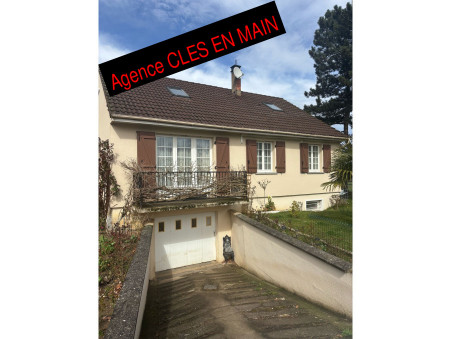 ULLY ST GEORGES  279 575 €