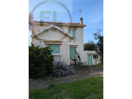 ACHERES  325 000 €