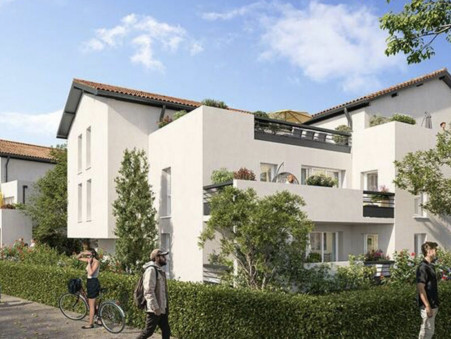 BAYONNE  366 000 €