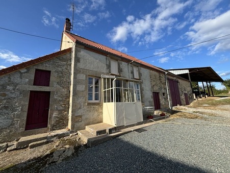 LOURDOUEIX SAINT PIERRE  130 000 €