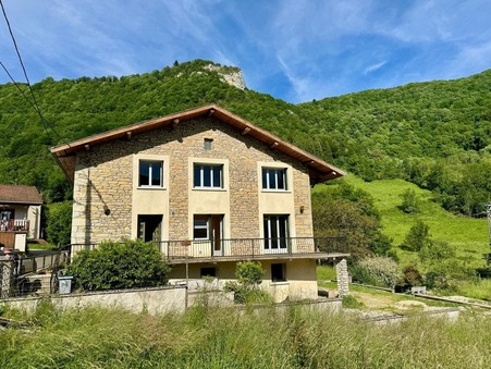 Saint-Rambert-en-Bugey  185 000 €
