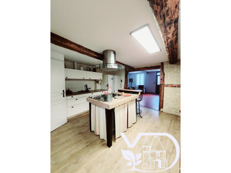 REMERANGLES  189 000 €