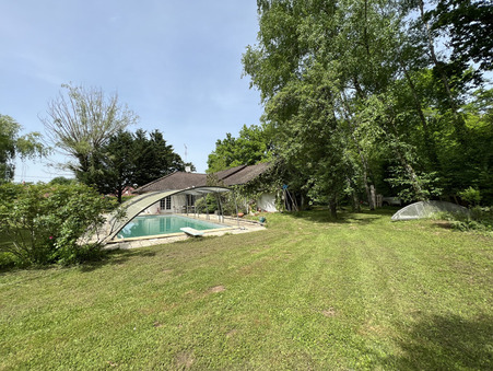 La Vendue-Mignot  319 000 €