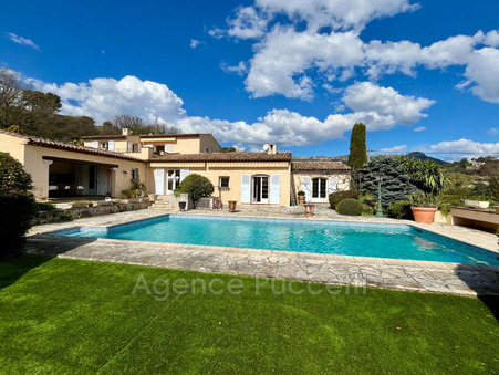Vence  950 000 €