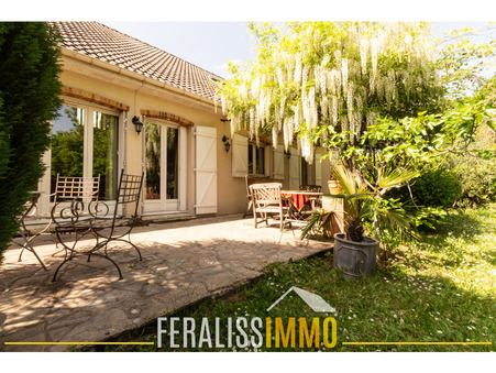 Courdimanche  574 400 €