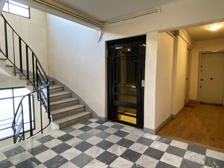 Appartement sur Paris ; 237 000 €  ; Achat Réf. DOM3513