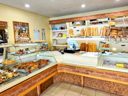 Local commercial sur Étauliers ; 480 000 €  ; Vente Réf. 11_5382