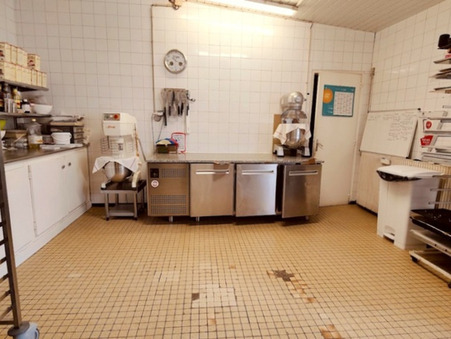 Local commercial 480 000 €  Réf. 11_5385 Étauliers