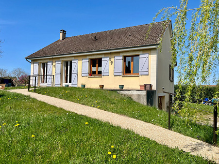 Charbuy  169 000 €