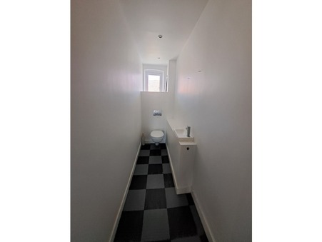 Local commercial 1 935 €  Réf. 0040931930 Clermont Ferrand