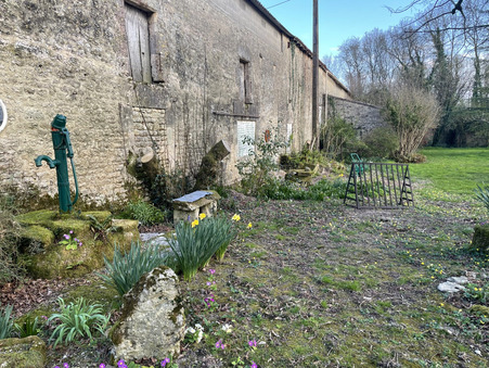 A vendre maison Siecq 17490; 230 000 €