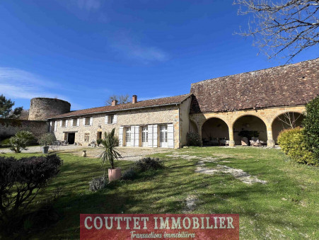 CONFOLENS  518 000 €