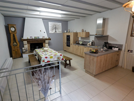 Magné  215 000 €