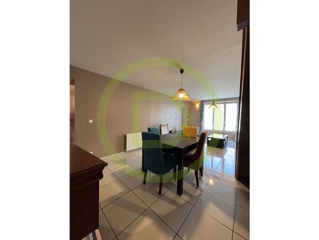 CHANTELOUP LES VIGNES  244 000 €