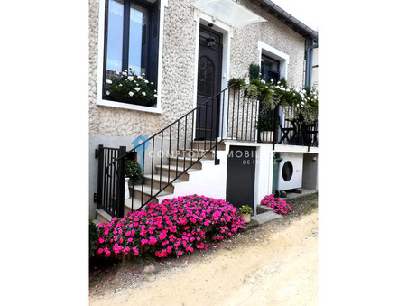 Cerny  229 500 €