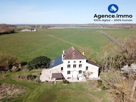 Saint Martin des Bois  468 000 €