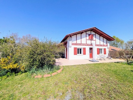 AYHERRE  525 000 €