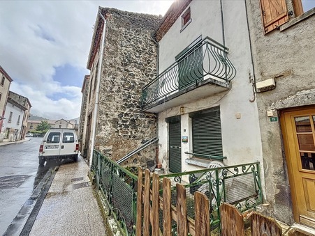 BESSE-ET-SAINT-ANASTAISE 65 400 €