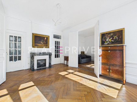 Nancy  334 000 €