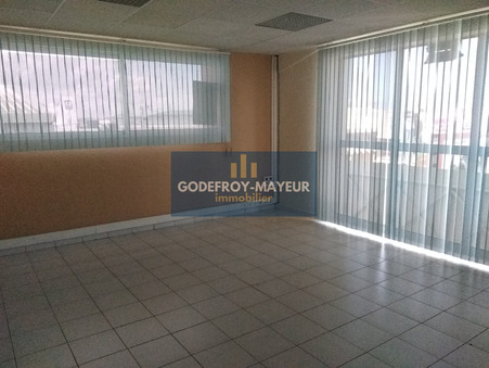 Local professionnel 1 250 €  Réf. 0222.1 Baie-Mahault