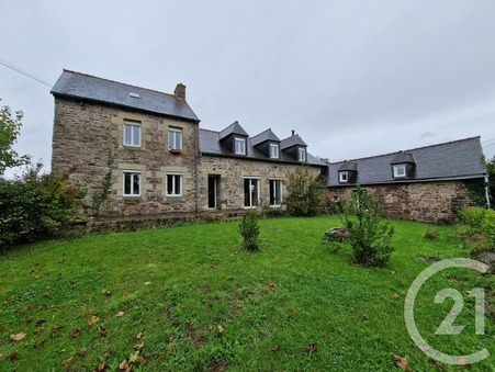 Kerfot  452 400 €