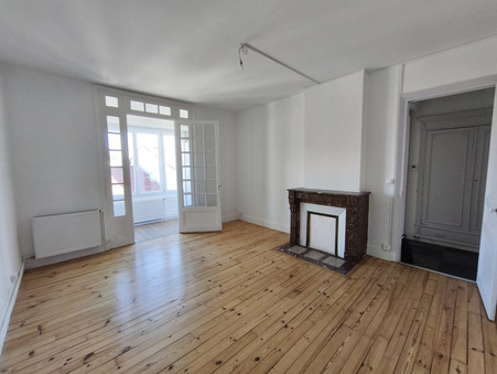 Saint-étienne 75 000 €