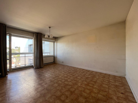Saint-étienne 75 000 €