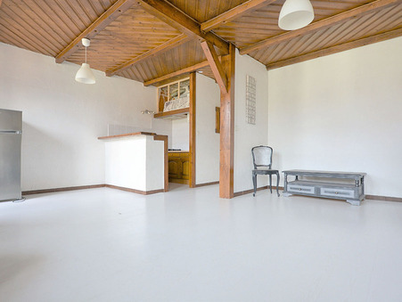Cluses  118 000 €