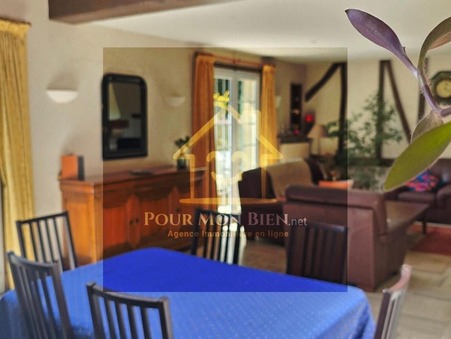 Lèves  487 990 €