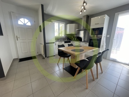 MARINGUES  247 000 €