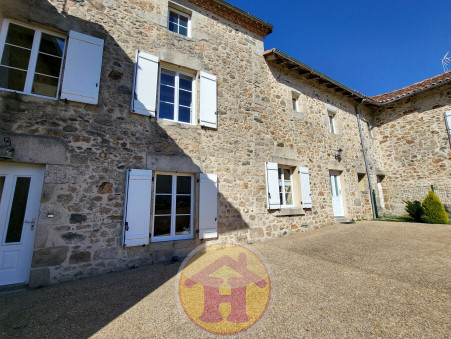 BRIGUEUIL  164 900 €