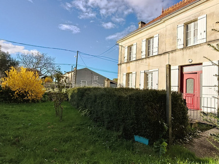 Saint-Fort-sur-Gironde  190 000 €