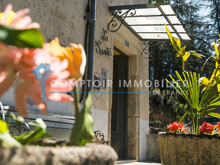 Vals-les-Bains  620 000 €