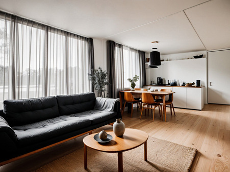 ORLEANS  289 000 €