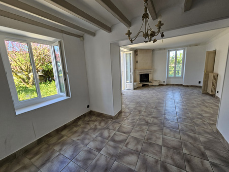 Saint-Hilaire-la-Palud  199 500 €