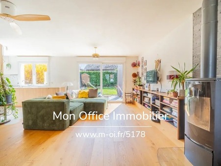 Annecy  494 000 €