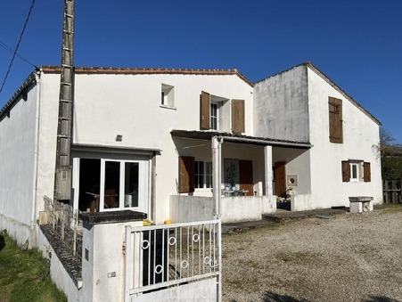CIVRAY  175 500 €