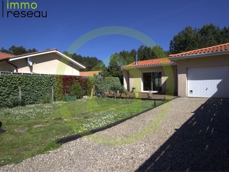 BISCARROSSE  374 400 €