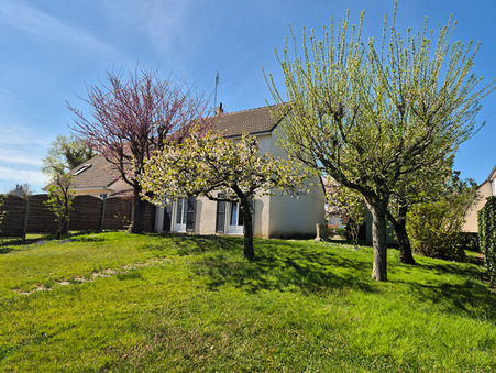 Paray le monial  148 400 €