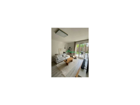 GENNEVILLIERS 1 200 €