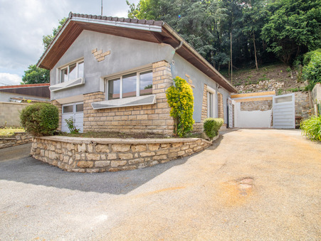 L'Isle-Adam  249 000 €