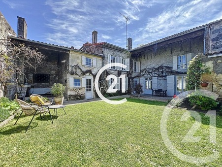 Jarnac  483 000 €