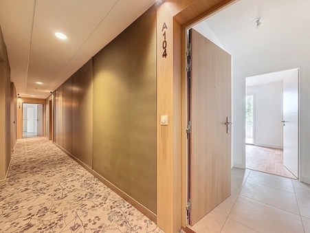 REIMS  468 000 €