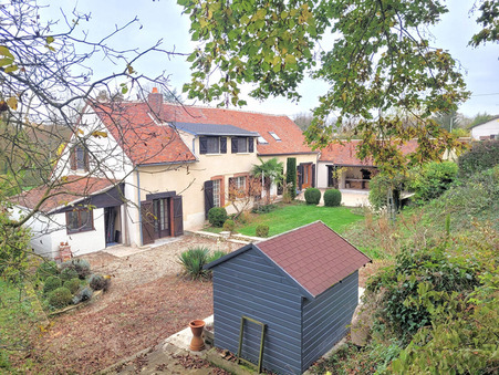 Joigny  330 000 €
