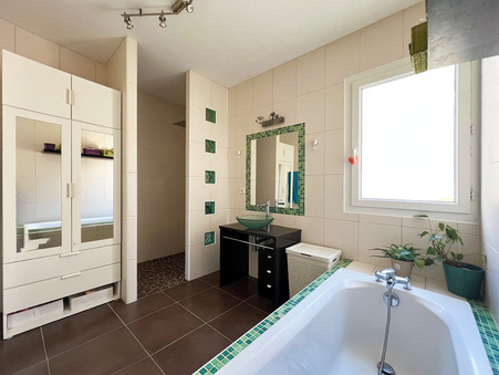 Maison sur Saint Genest Lerpt ; 444 000 €  ; A vendre Réf. CHAJE5156