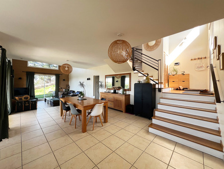 Maison sur Saint Genest Lerpt ; 444 000 €  ; A vendre Réf. CHAJE5156