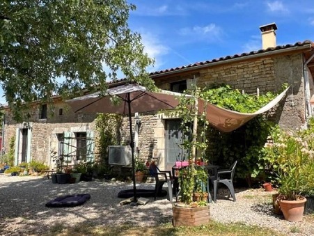 VILLEFAGNAN  144 450 €