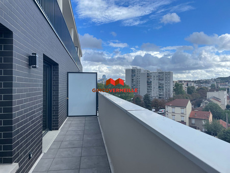 Rueil malmaison  940 €