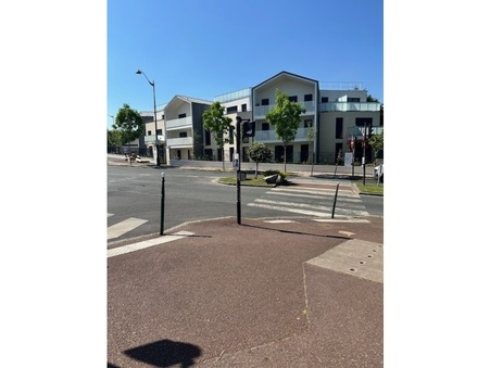 RUEIL MALMAISON 1 400 €
