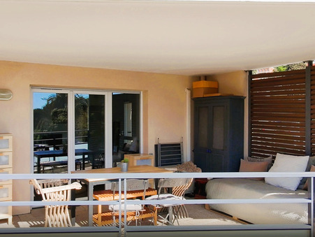 Hyères  269 800 €